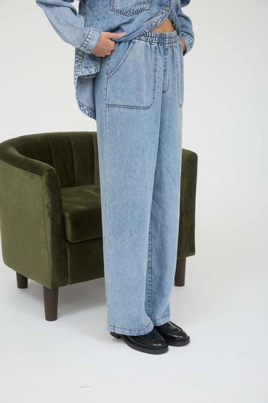 Easy Days Chambray Pant