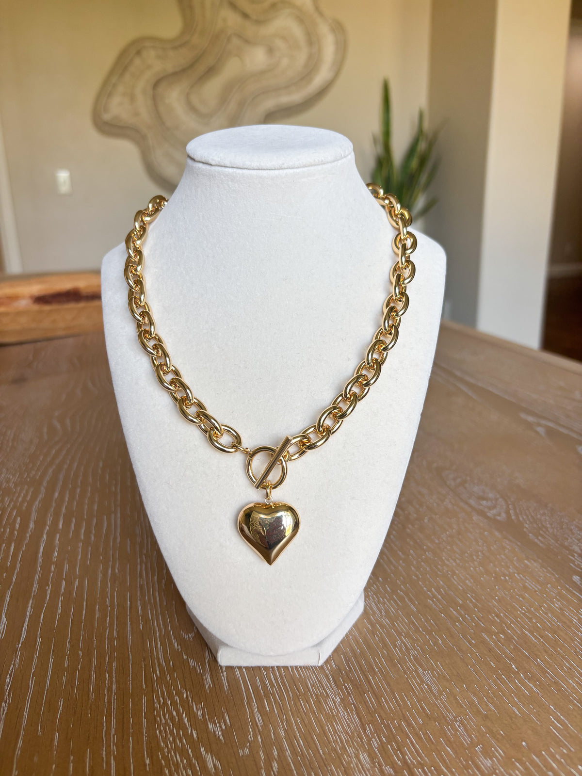The Signature Heart Chain