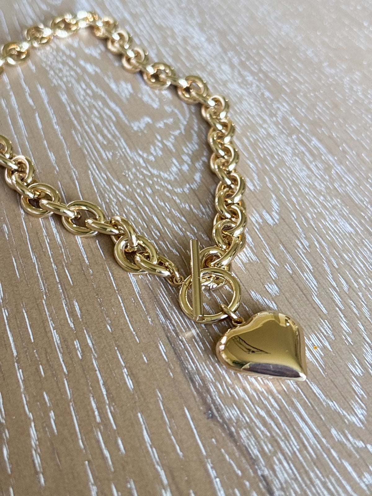 The Signature Heart Chain